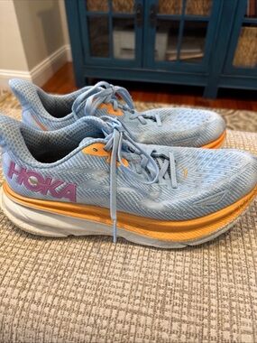 Hoka One One Clifton 9 Women's Running Shoes Sneakers, 9.5